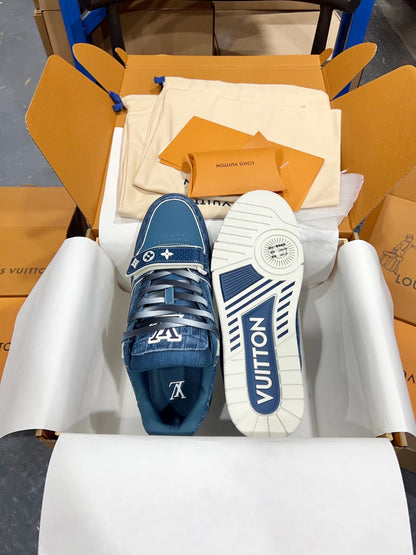 Designer Sneakers Shoes – Sneakers Shoes, Lifestyle Running Shoes, Latest Sneaker