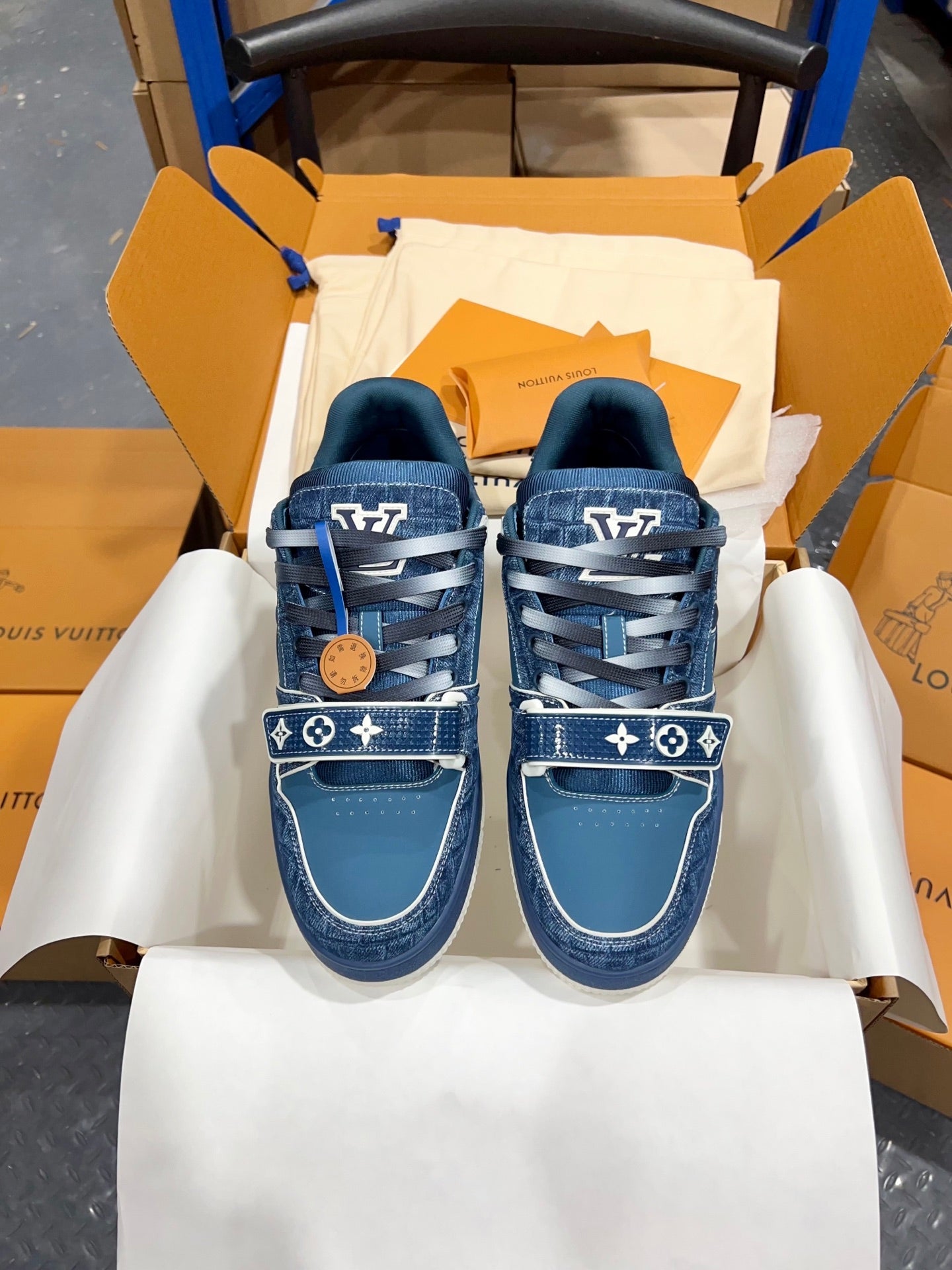 Designer Sneakers Shoes – Sneakers Shoes, Lifestyle Running Shoes, Latest Sneaker
