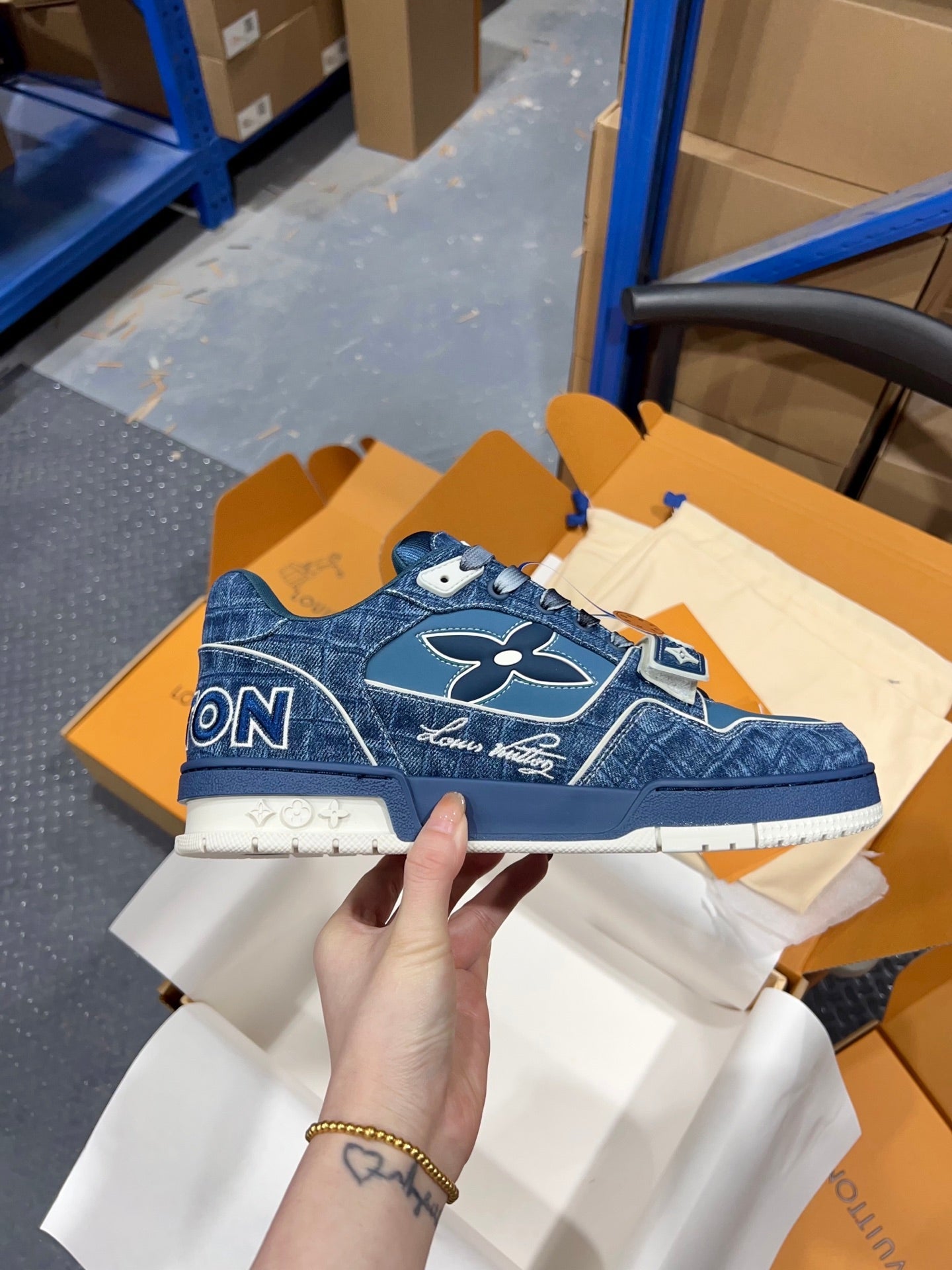 Designer Sneakers Shoes – Sneakers Shoes, Lifestyle Running Shoes, Latest Sneaker