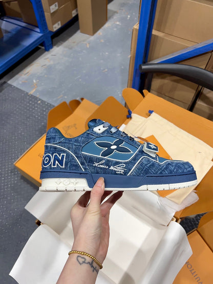 Designer Sneakers Shoes – Sneakers Shoes, Lifestyle Running Shoes, Latest Sneaker