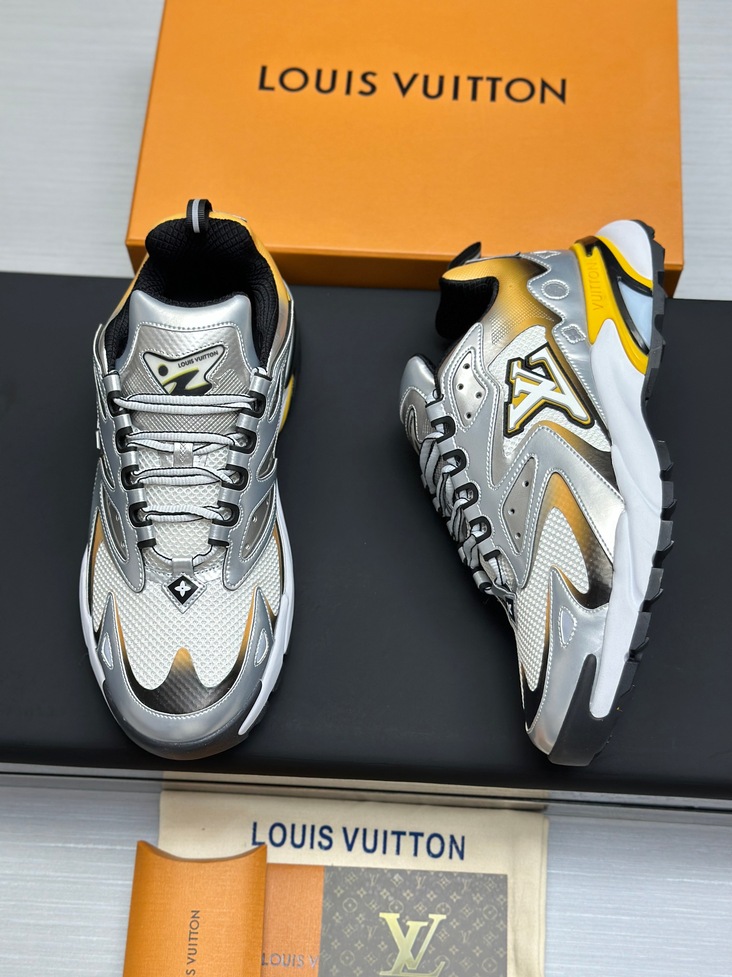 Louis Vuitton LV Trainer Sneakers for Men and Women – Premium Leather Designer Shoes