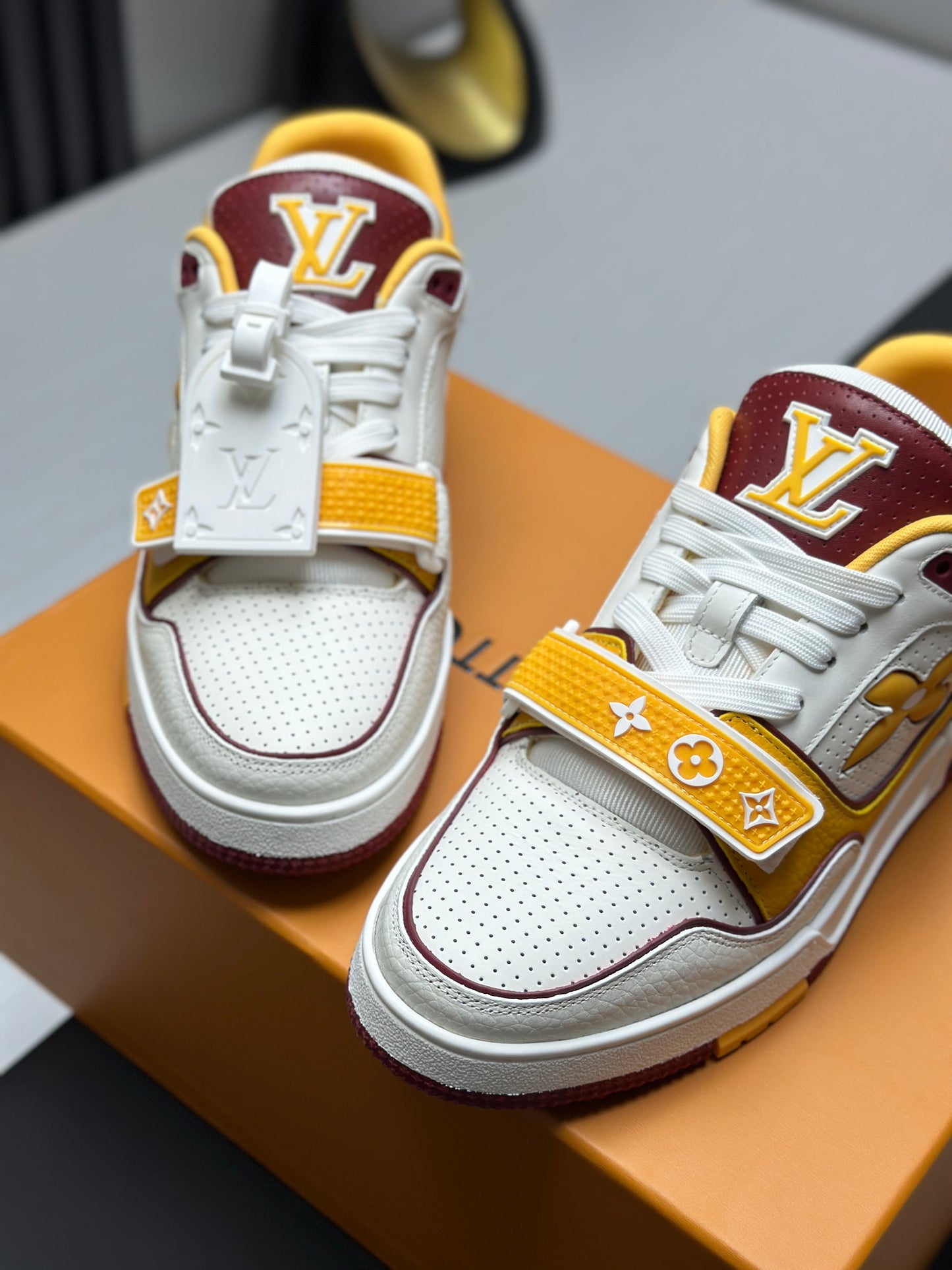 Designer Sneakers Shoes – Lifestyle Sneakers, Latest Sneakers