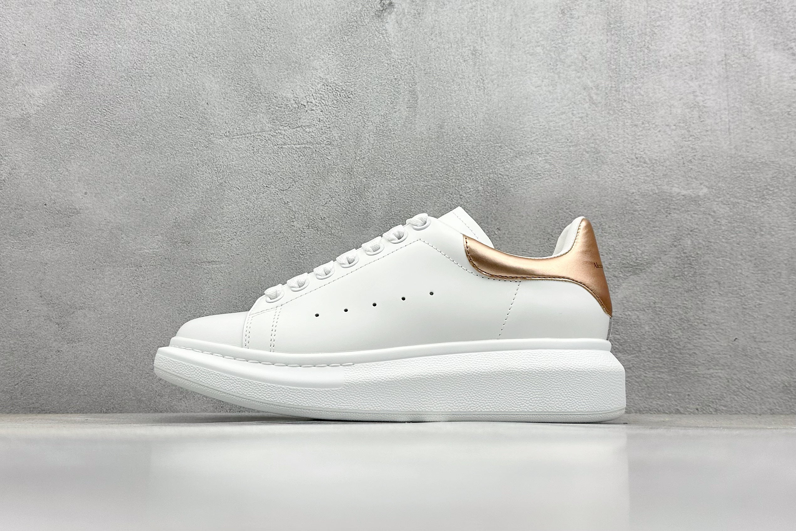Designer Sneakers Shoes – Lifestyle Sneakers, Latest Sneakers