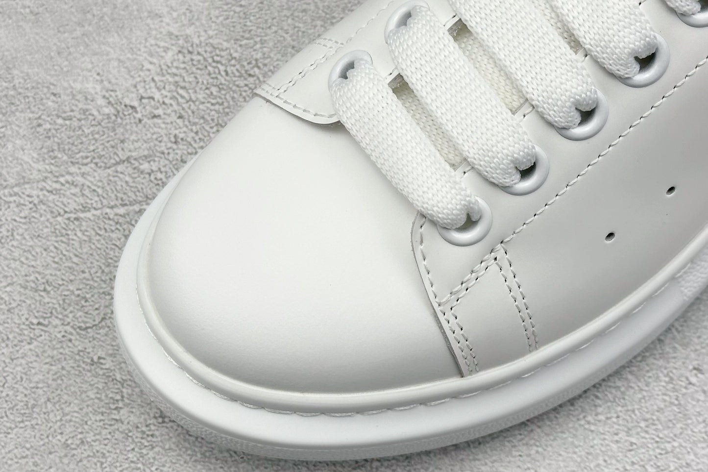 Designer Sneakers Shoes – Lifestyle Sneakers, Latest Sneakers