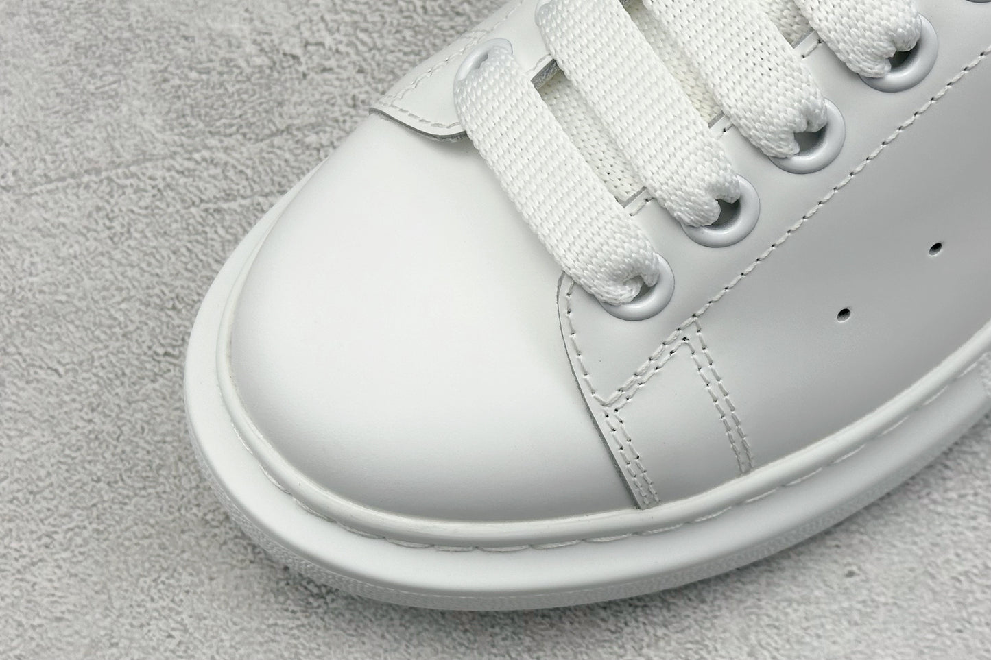 Designer Sneakers Shoes – Lifestyle Sneakers, Latest Sneakers
