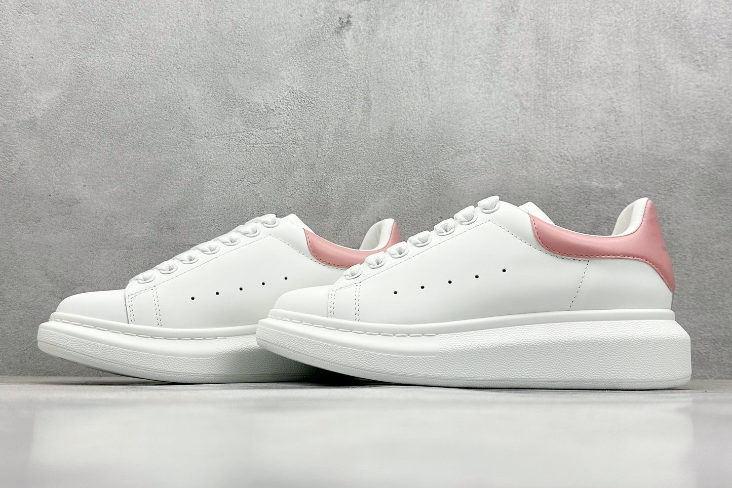 Designer Sneakers Shoes – Lifestyle Sneakers, Latest Sneakers