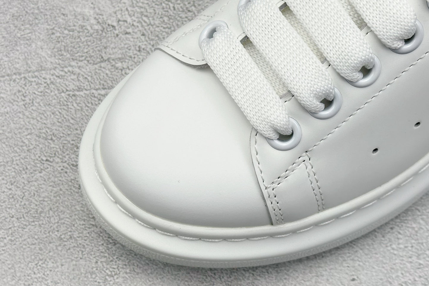 Designer Sneakers Shoes – Lifestyle Sneakers, Latest Sneakers