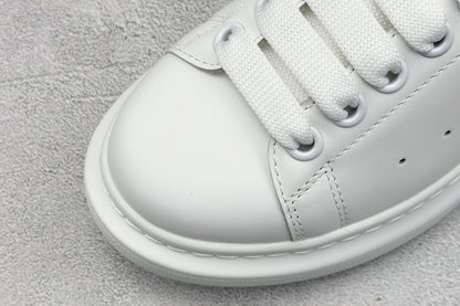 Designer Sneakers Shoes – Lifestyle Sneakers, Latest Sneakers