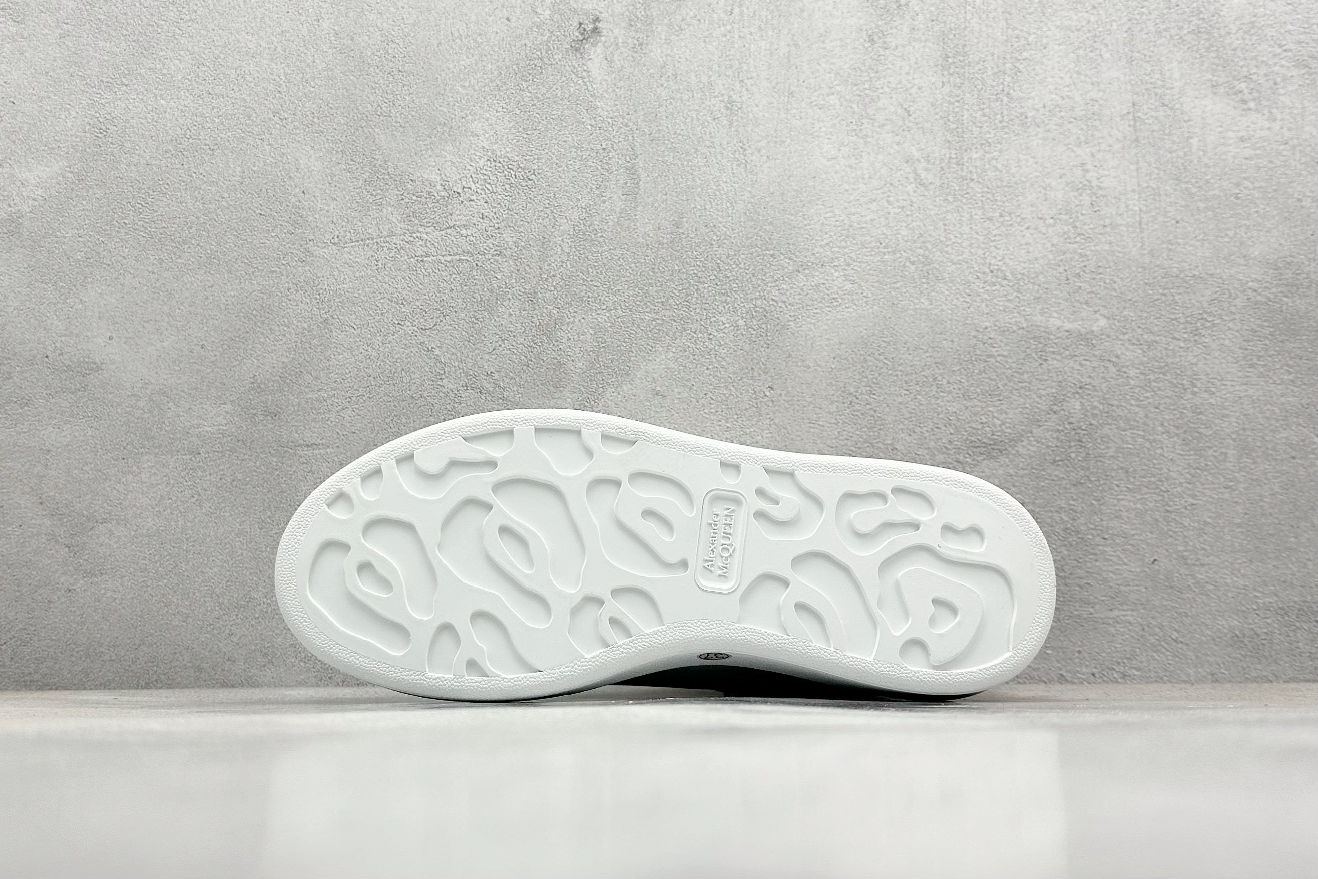 Designer Sneakers Shoes – Lifestyle Sneakers, Latest Sneakers