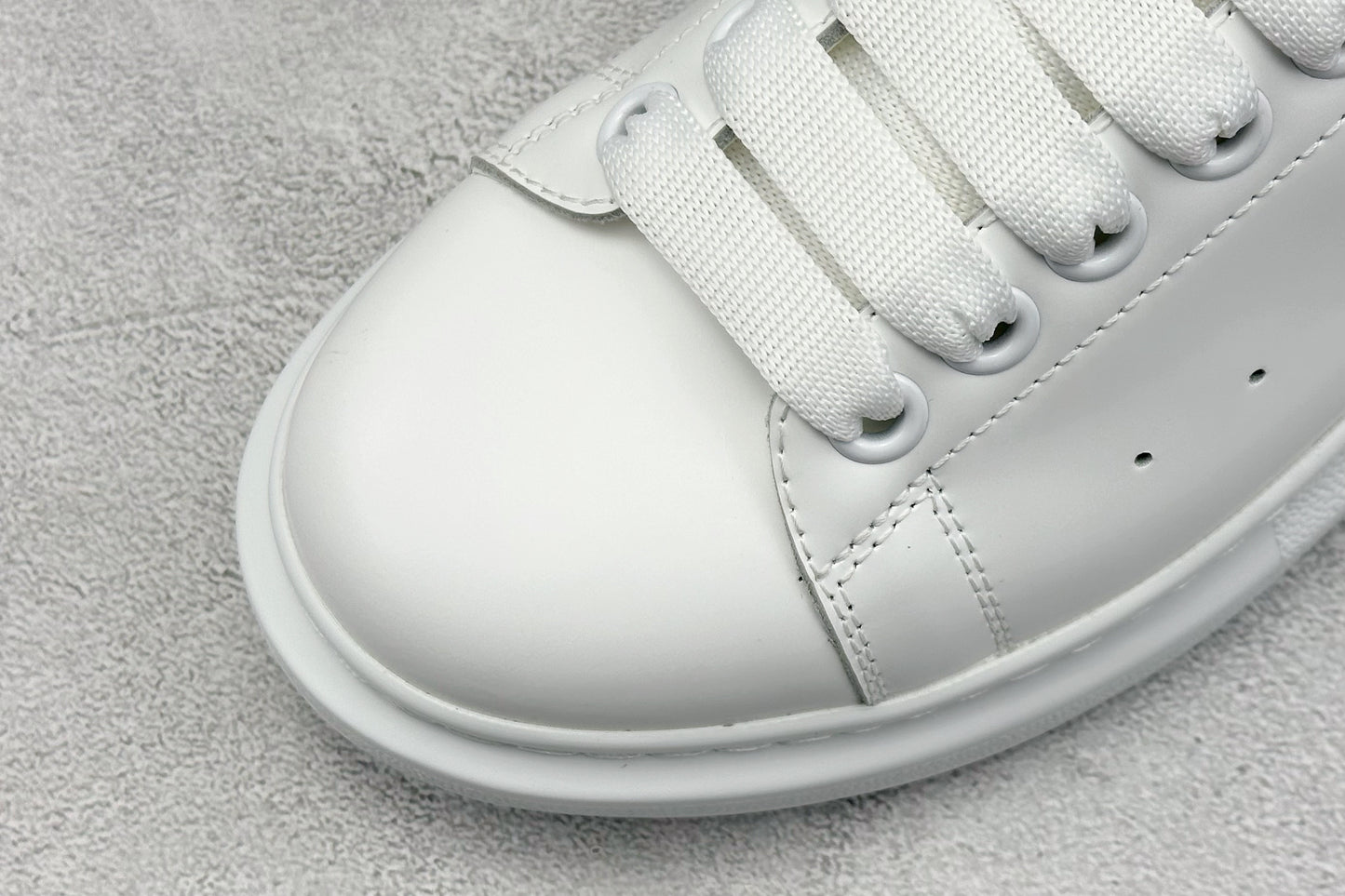 Designer Sneakers Shoes – Lifestyle Sneakers, Latest Sneakers