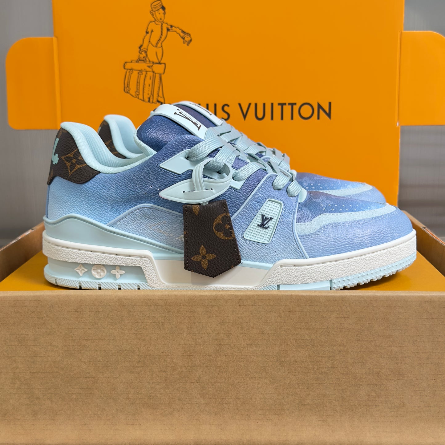 Designer Sneakers Shoes – Lifestyle Sneakers, Latest Sneakers