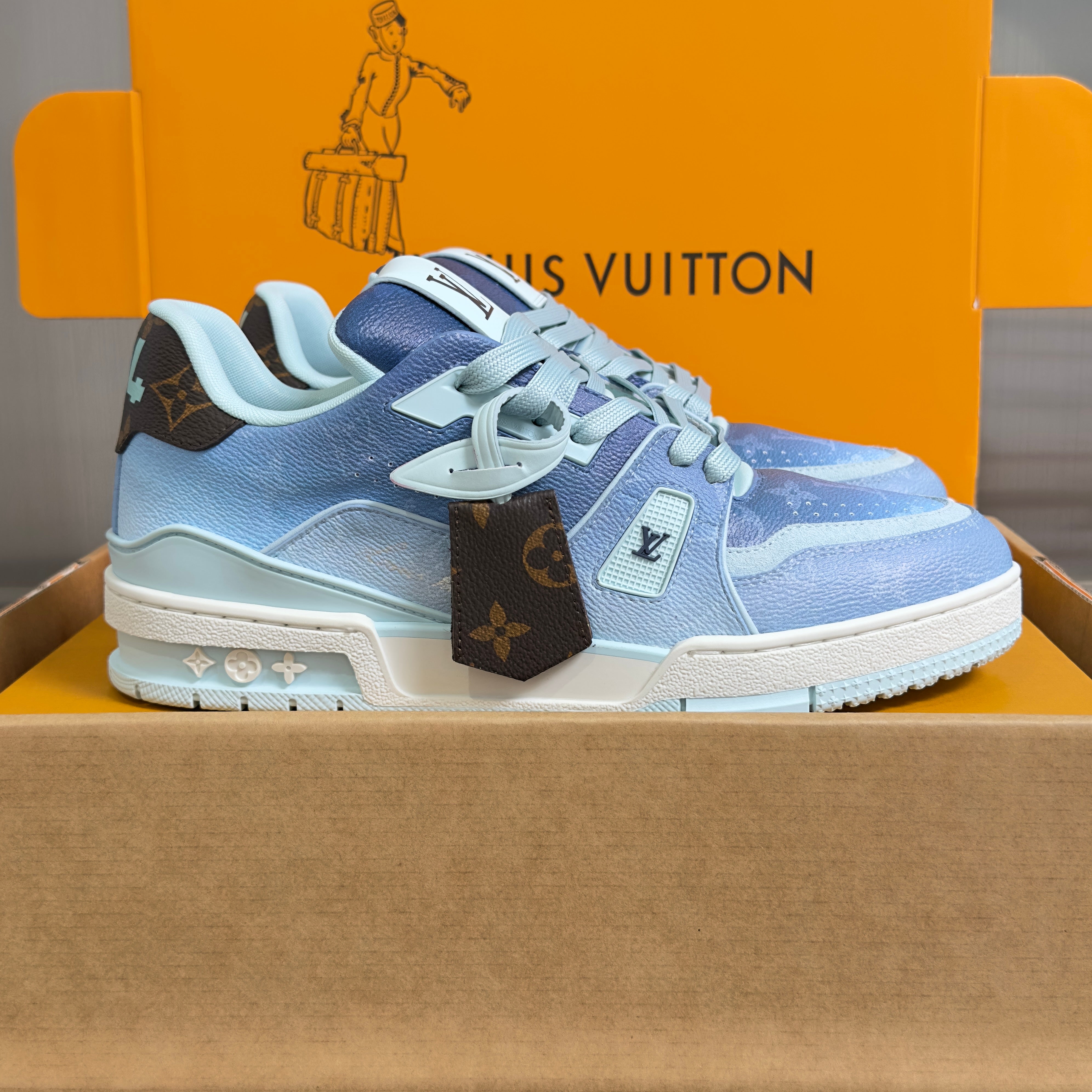 Louis Vuitton LV Trainer Sneakers for Men and Women – Premium Leather Designer Shoes