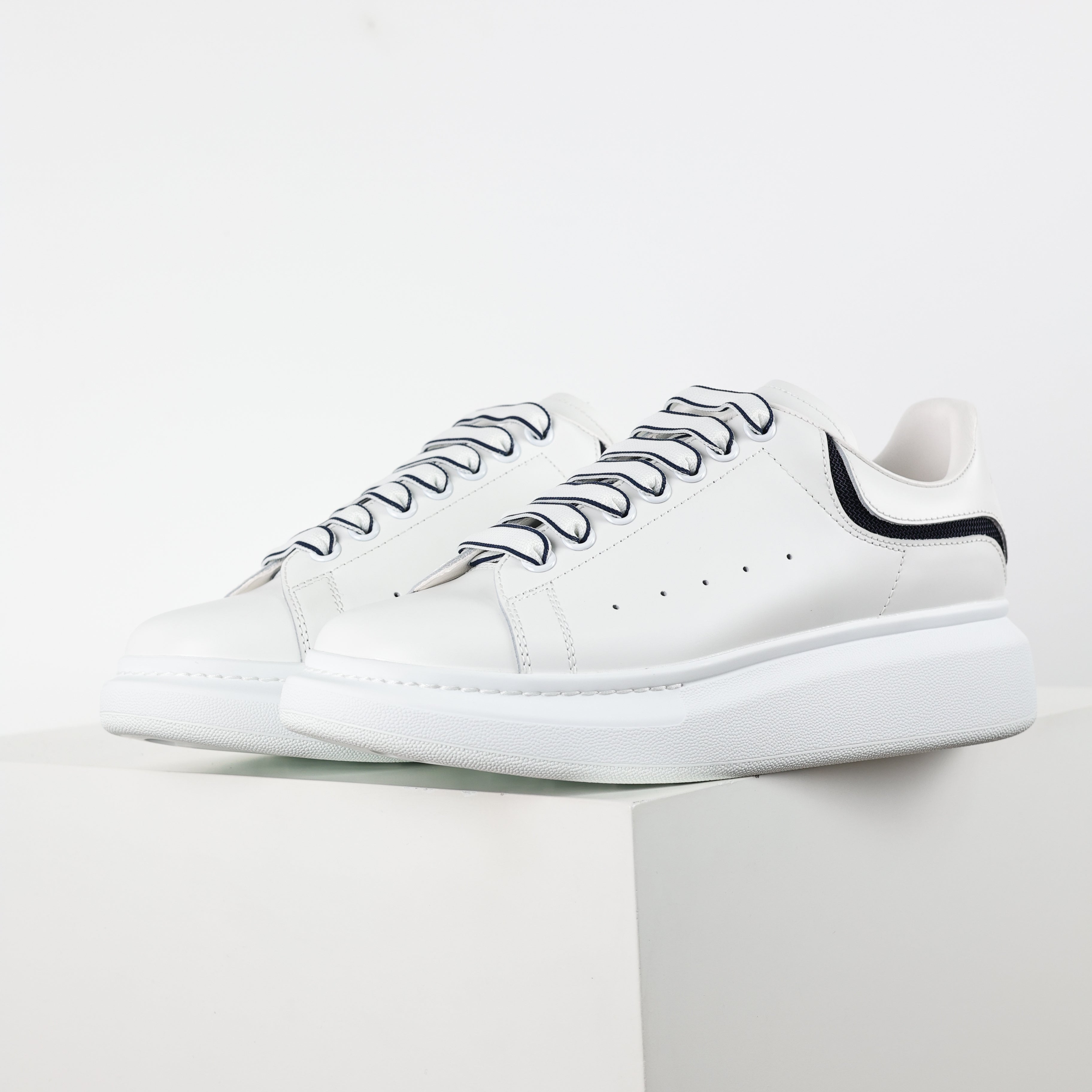 Designer Sneakers Shoes – Lifestyle Sneakers, Latest Sneakers