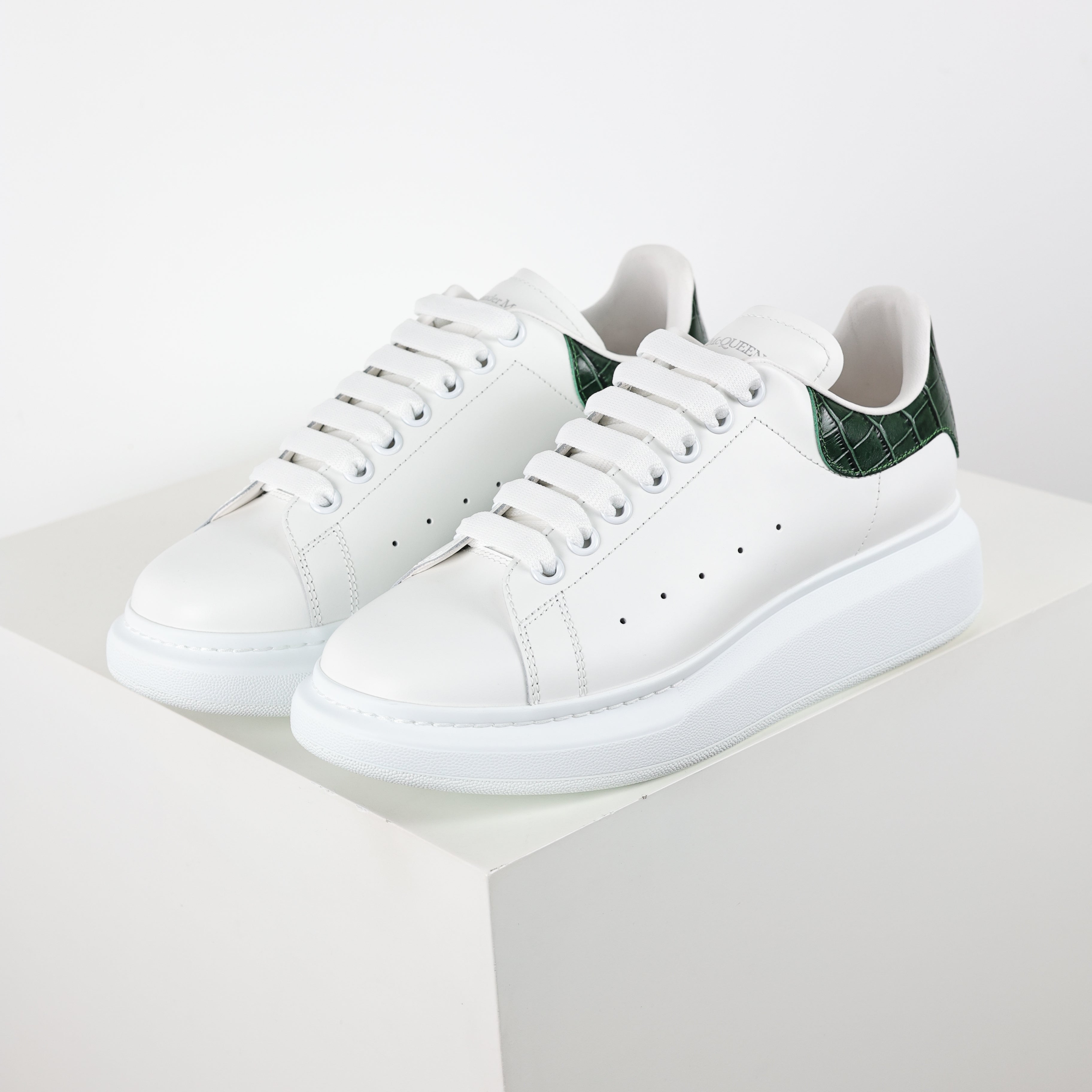 Designer Sneakers Shoes – Lifestyle Sneakers, Latest Sneakers