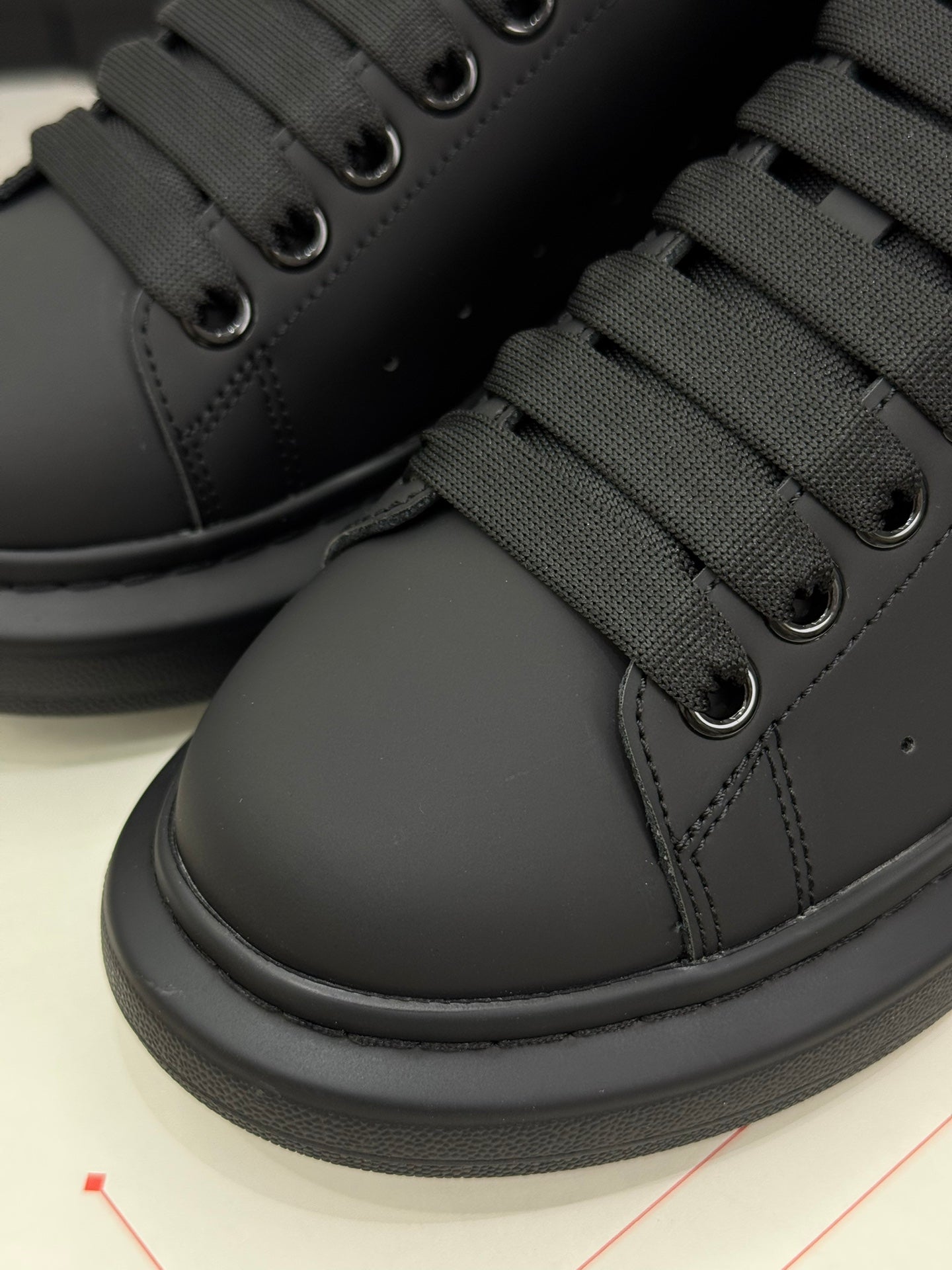 Designer Sneakers Shoes – Lifestyle Sneakers, Latest Sneakers