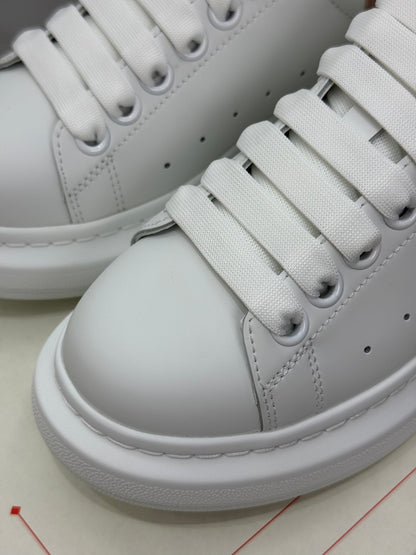 Designer Sneakers Shoes – Lifestyle Sneakers, Latest Sneakers