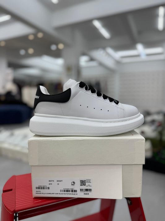 Designer Sneakers Shoes – Lifestyle Sneakers, Latest Sneakers