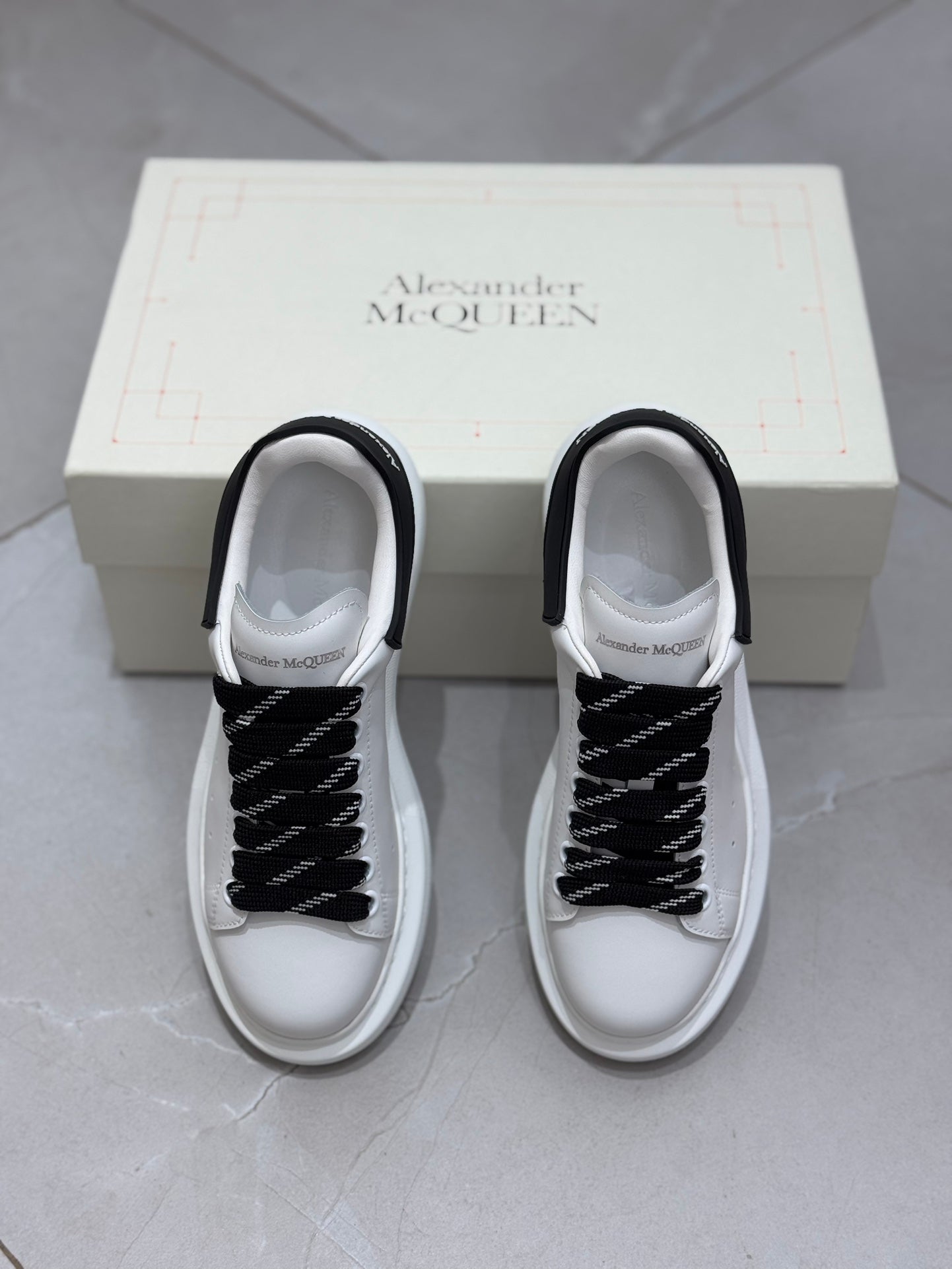 Designer Sneakers Shoes – Lifestyle Sneakers, Latest Sneakers