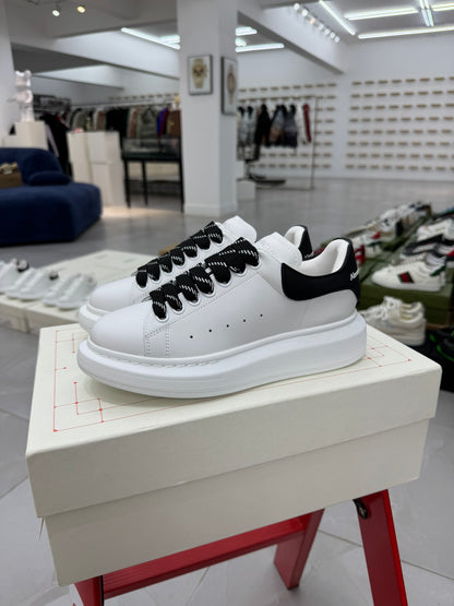 Designer Sneakers Shoes – Lifestyle Sneakers, Latest Sneakers