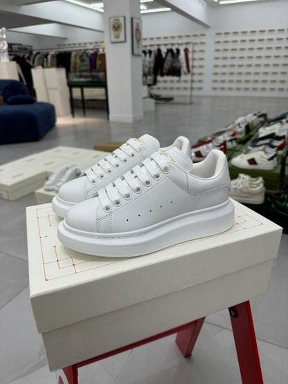 Designer Sneakers Shoes – Lifestyle Sneakers, Latest Sneakers
