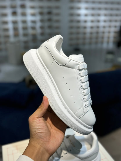 Designer Sneakers Shoes – Lifestyle Sneakers, Latest Sneakers