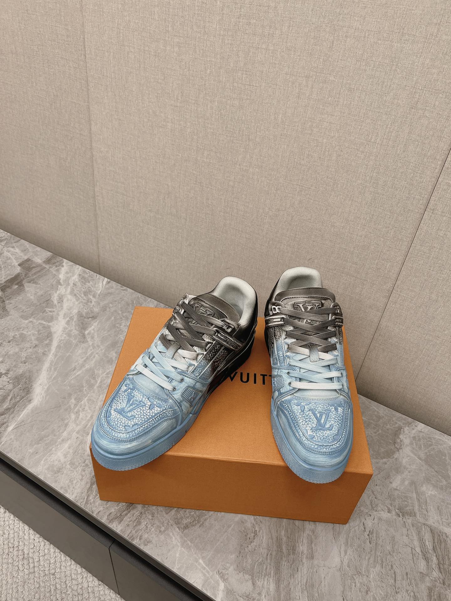 Louis Vuitton LV Trainer Sneakers for Men and Women – Premium Leather Designer Shoes
