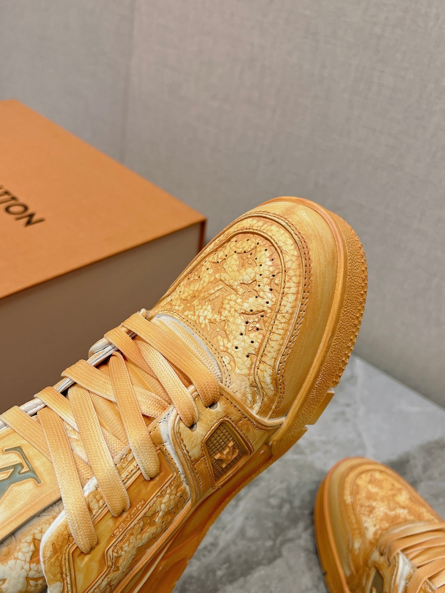 Louis Vuitton LV Trainer Sneakers for Men and Women – Premium Leather Designer Shoes