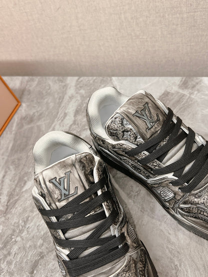 Designer Sneakers Shoes – Lifestyle Sneakers, Latest Sneakers