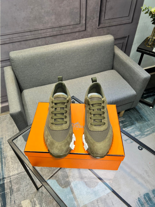 Designer Sneakers Shoes – Sneakers Shoes, Lifestyle Running Shoes, Latest Sneaker