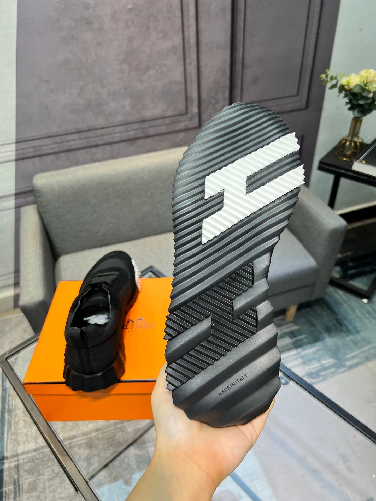 Designer Sneakers Shoes – Sneakers Shoes, Lifestyle Running Shoes, Latest Sneaker