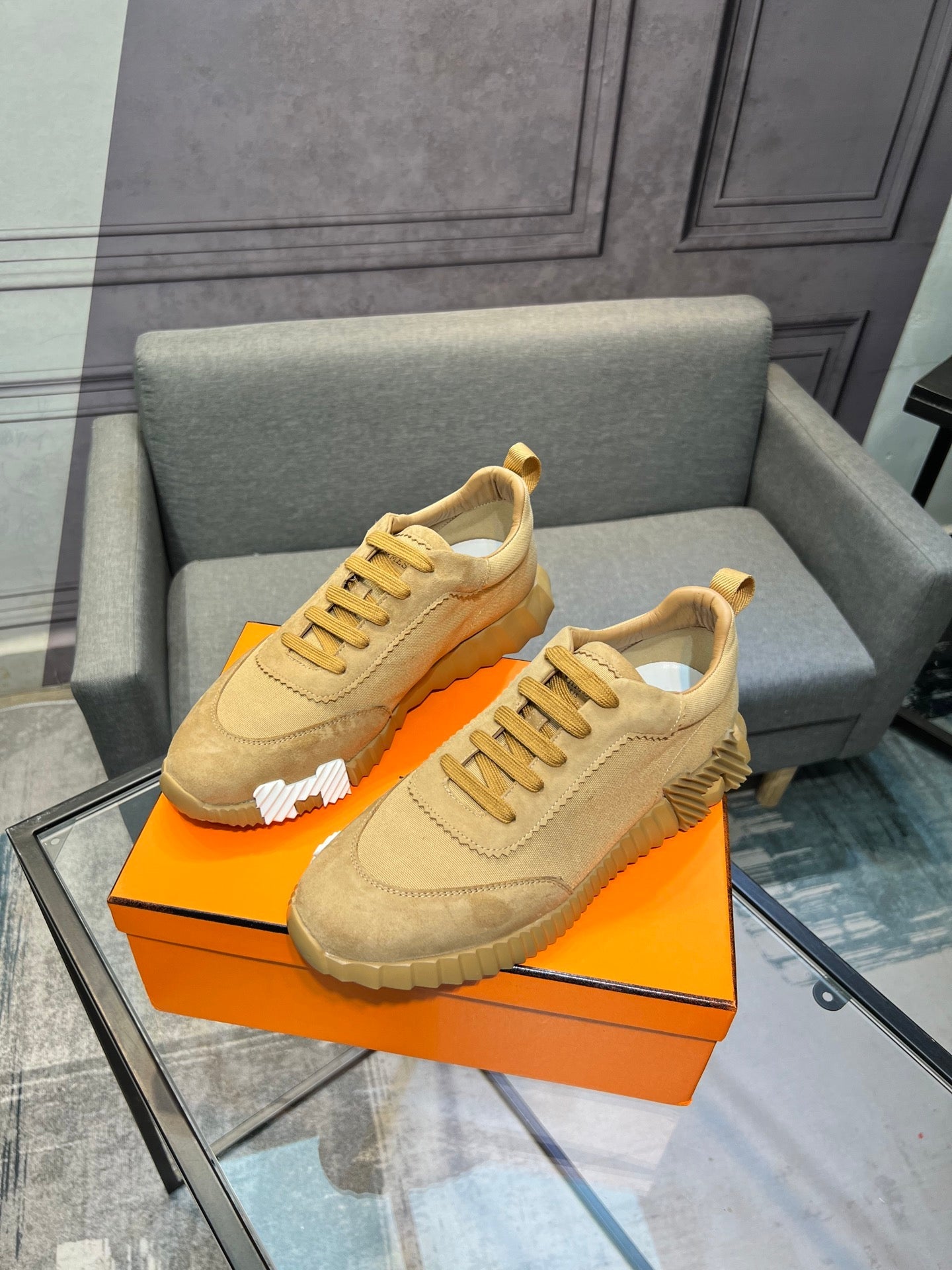 Designer Sneakers Shoes – Sneakers Shoes, Lifestyle Running Shoes, Latest Sneaker