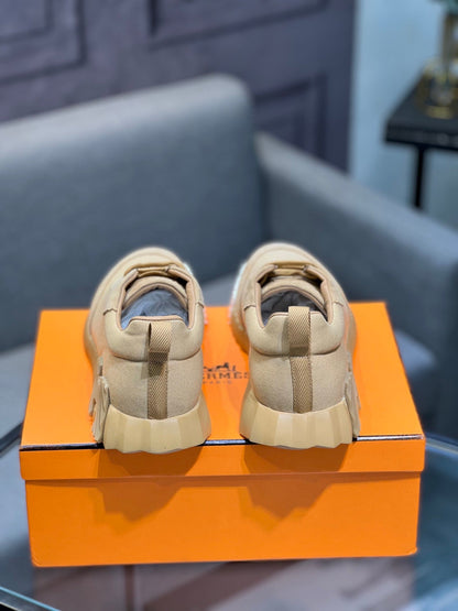Designer Sneakers Shoes – Sneakers Shoes, Lifestyle Running Shoes, Latest Sneaker