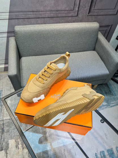 Designer Sneakers Shoes – Sneakers Shoes, Lifestyle Running Shoes, Latest Sneaker