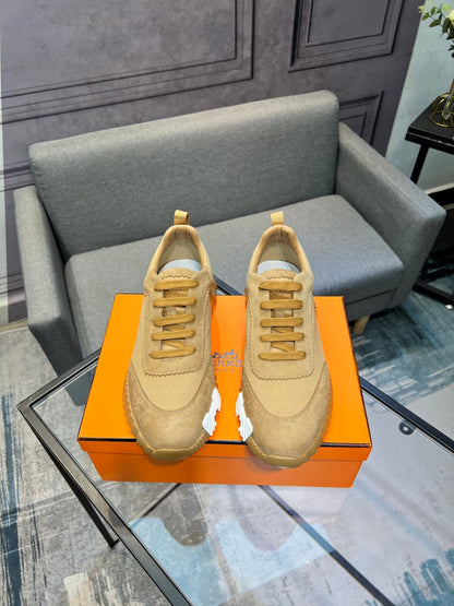 Designer Sneakers Shoes – Sneakers Shoes, Lifestyle Running Shoes, Latest Sneaker