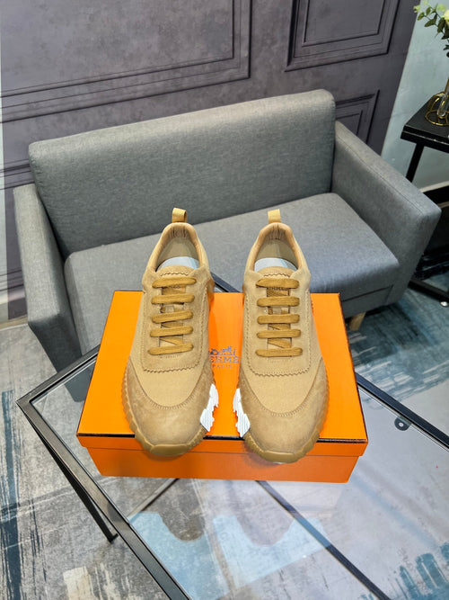 Designer Sneakers Shoes – Sneakers Shoes, Lifestyle Running Shoes, Latest Sneaker