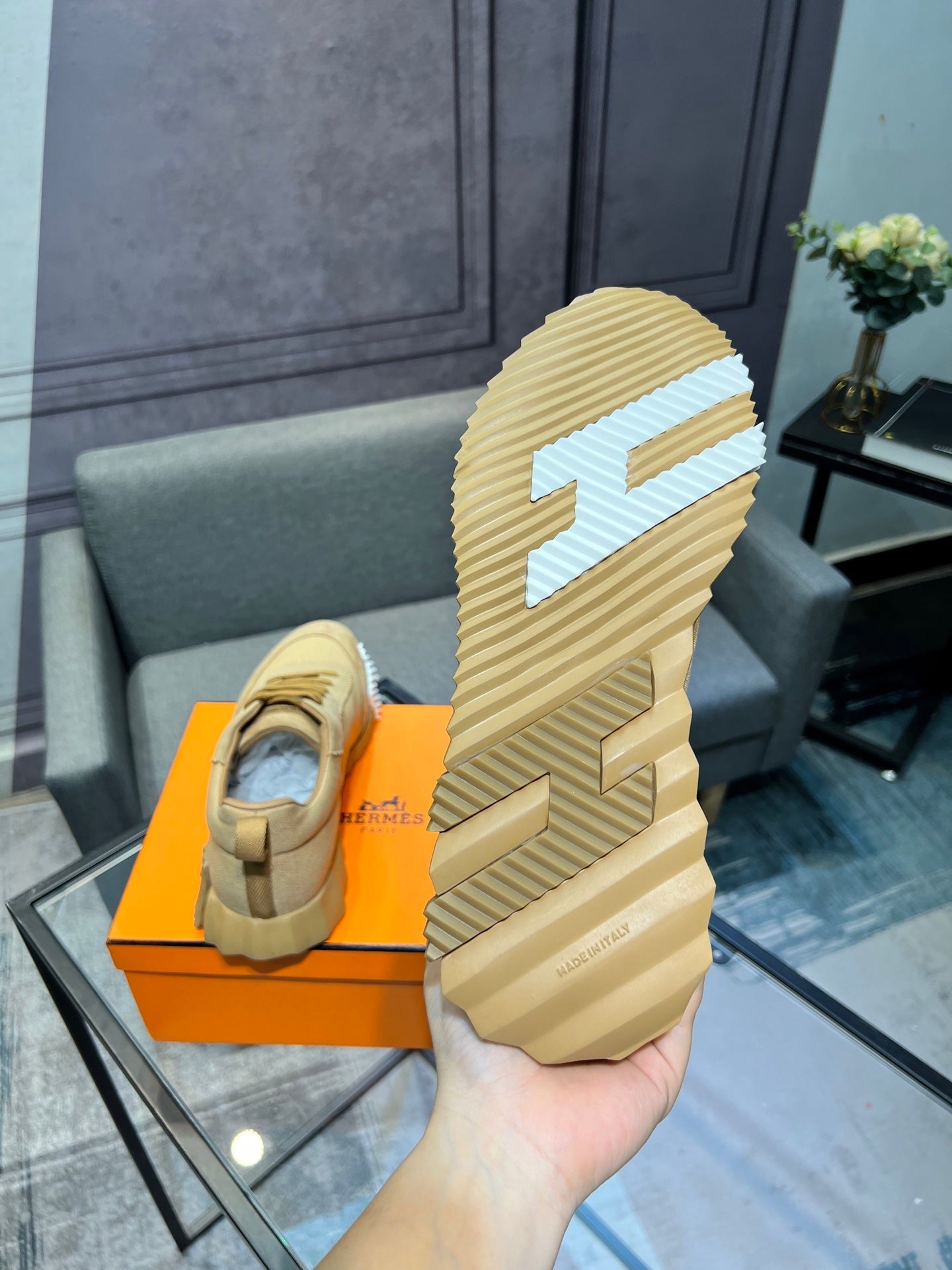 Designer Sneakers Shoes – Sneakers Shoes, Lifestyle Running Shoes, Latest Sneaker