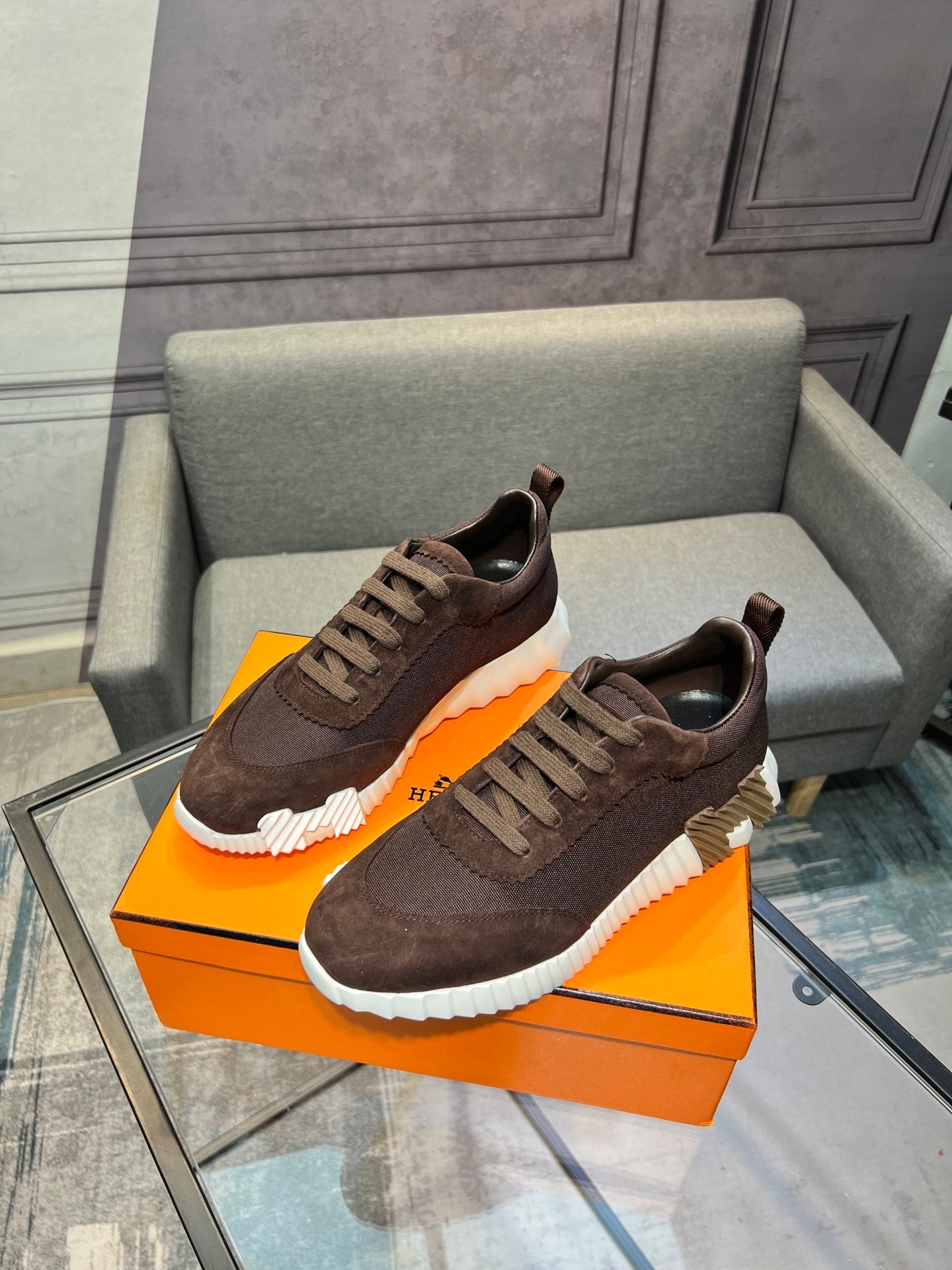 Designer Sneakers Shoes – Sneakers Shoes, Lifestyle Running Shoes, Latest Sneaker