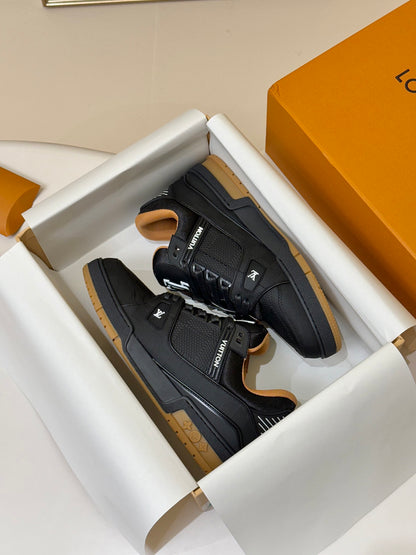 Designer Sneakers Shoes – Lifestyle Sneakers, Latest Sneakers