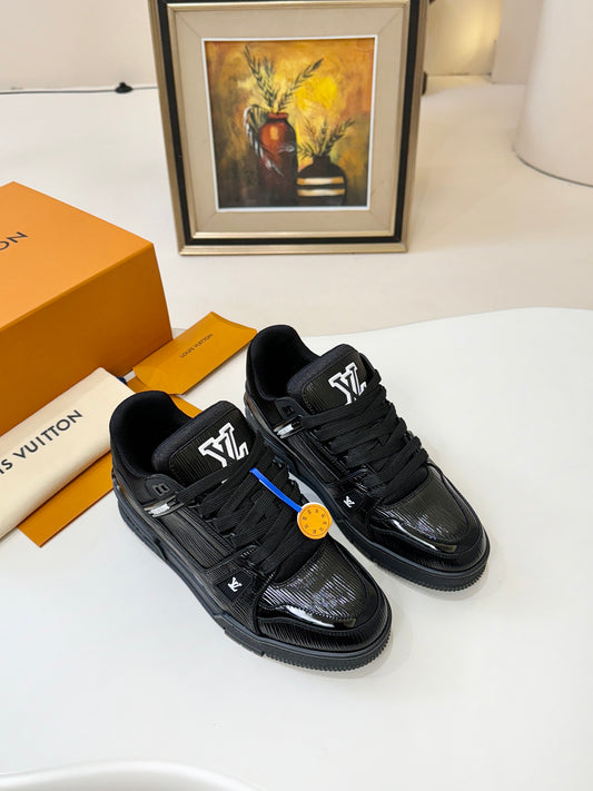 Designer Sneakers Shoes – Lifestyle Sneakers, Latest Sneakers