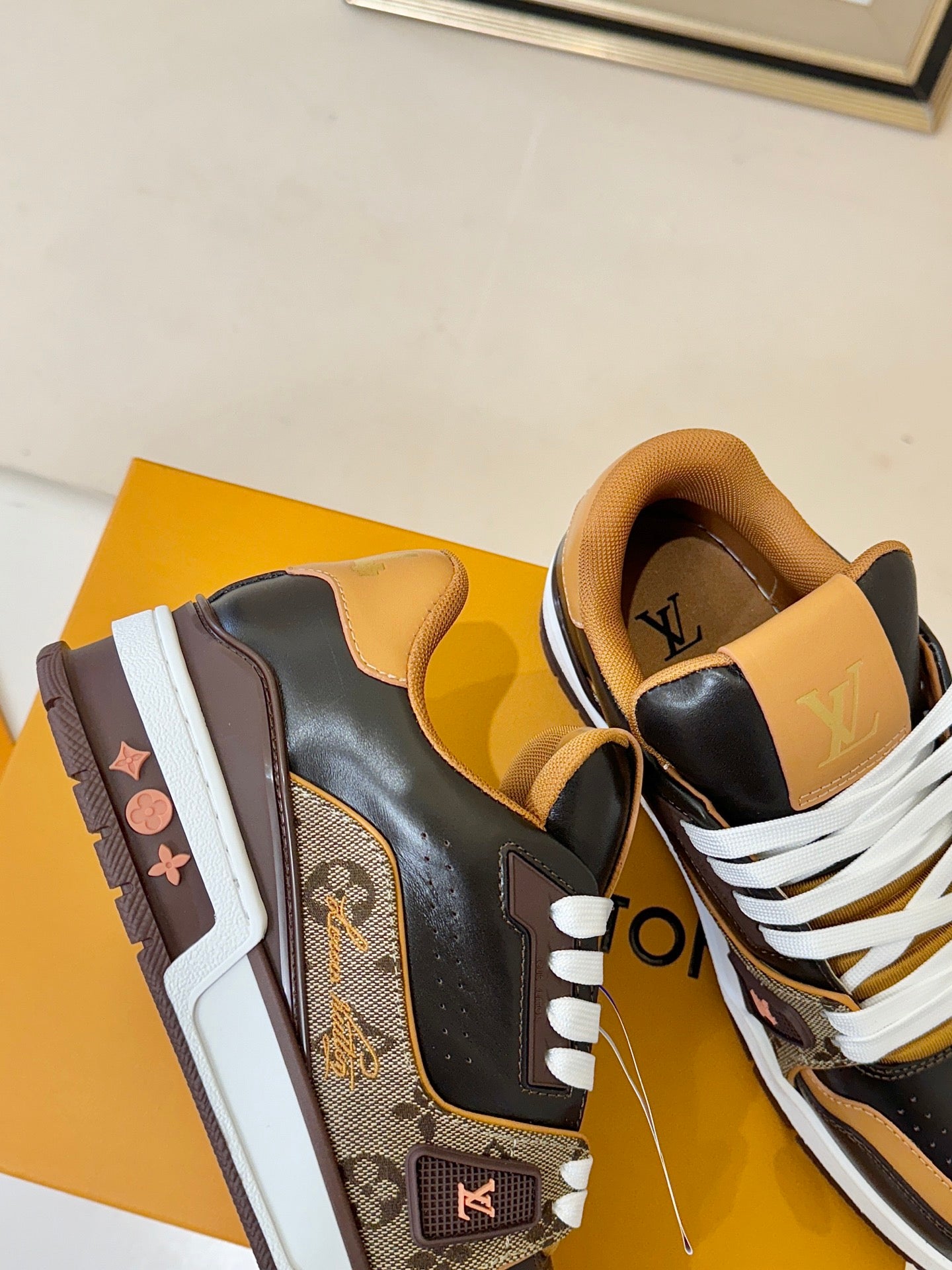 Designer Sneakers Shoes – Lifestyle Sneakers, Latest Sneakers
