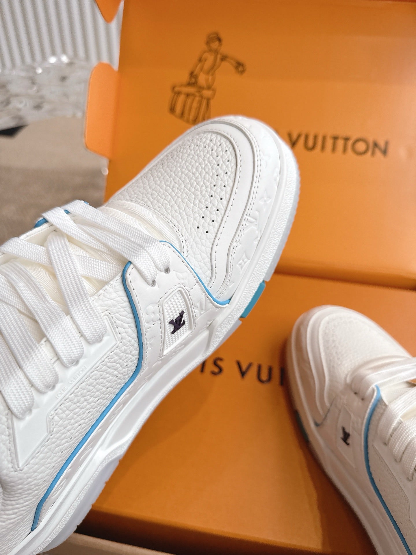 Louis Vuitton LV Trainer Sneakers for Men and Women – Premium Leather Designer Shoes