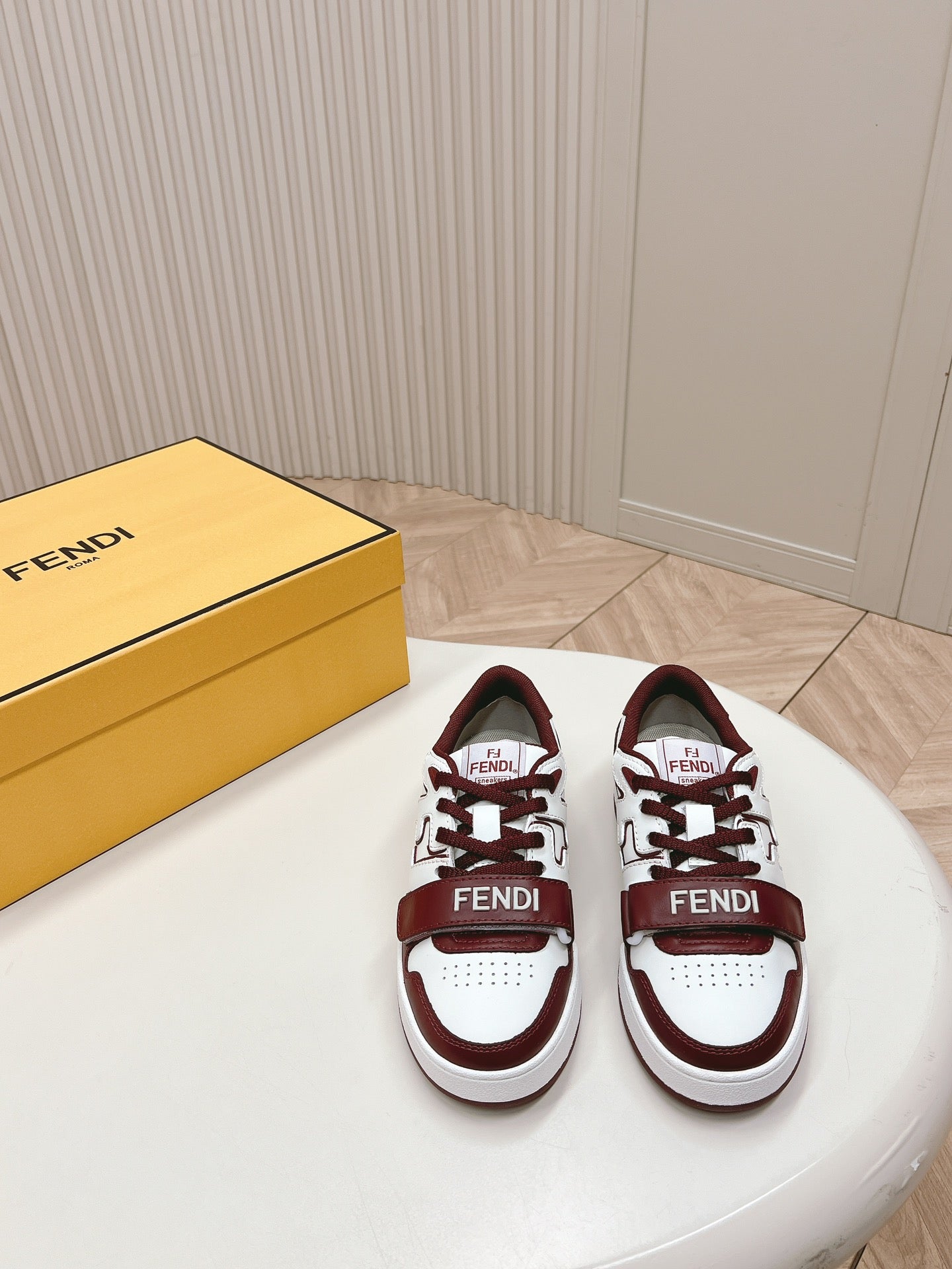 Designer Sneakers Shoes – Sneakers Shoes, Lifestyle Running Shoes, Latest Sneaker