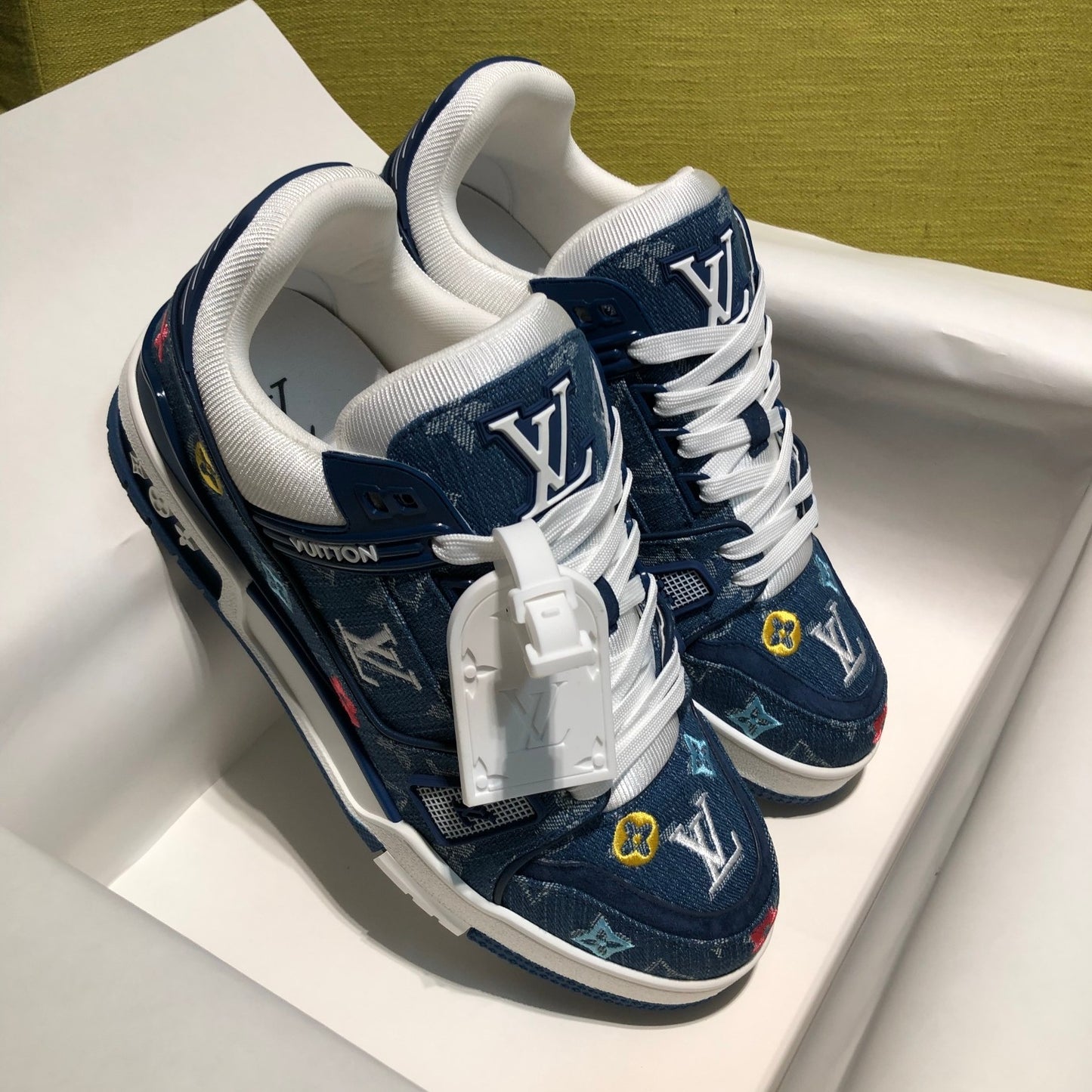 Designer Sneakers Shoes – Lifestyle Sneakers, Latest Sneakers