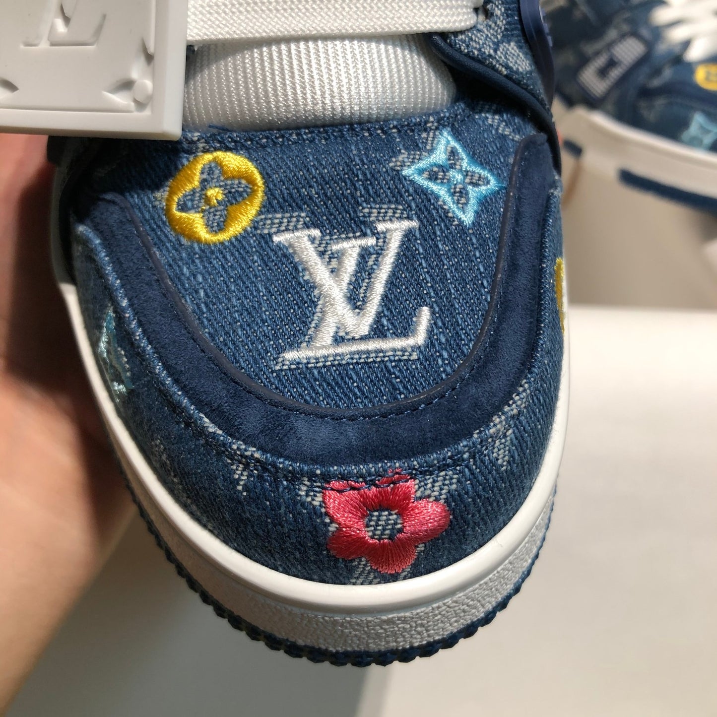 Designer Sneakers Shoes – Lifestyle Sneakers, Latest Sneakers