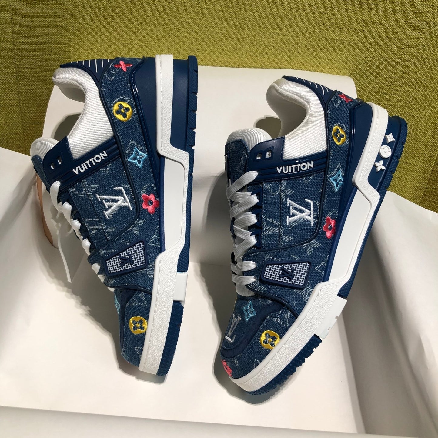 Designer Sneakers Shoes – Lifestyle Sneakers, Latest Sneakers