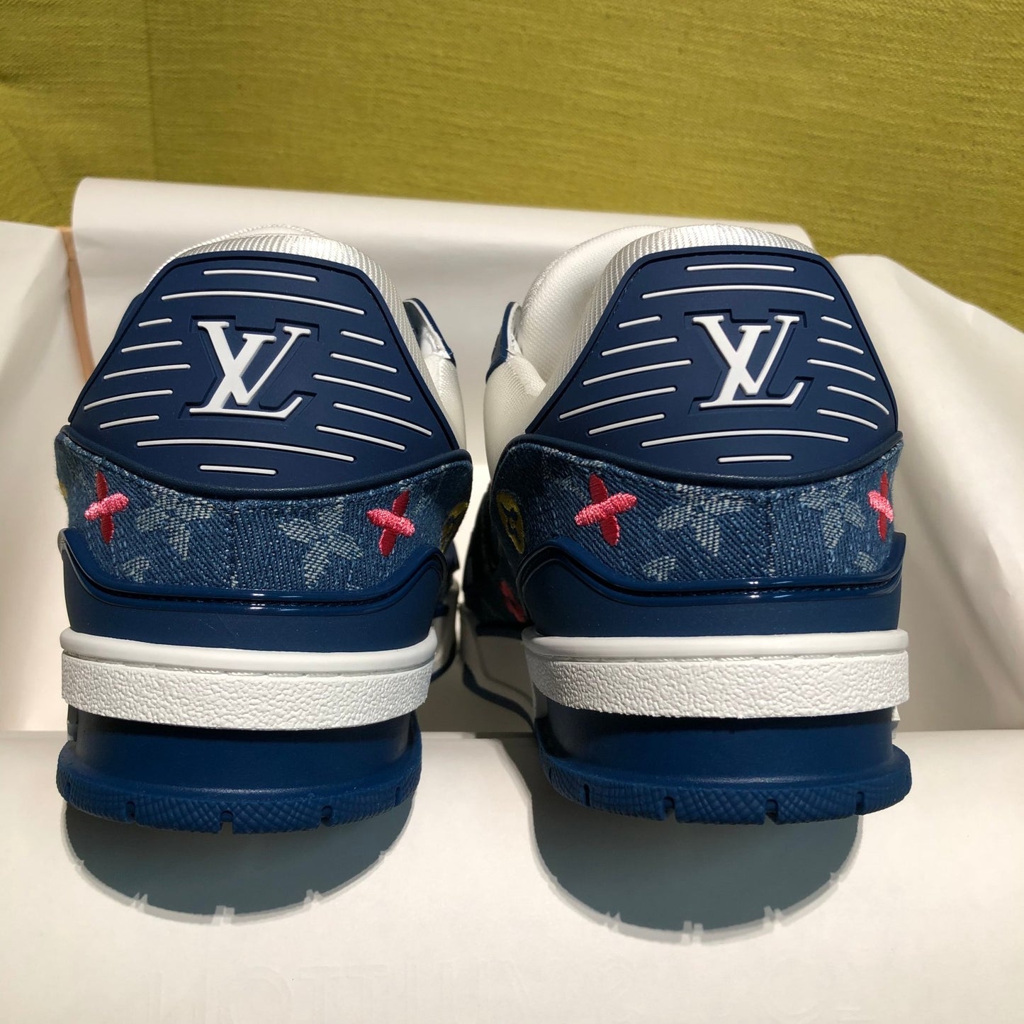 Designer Sneakers Shoes – Lifestyle Sneakers, Latest Sneakers
