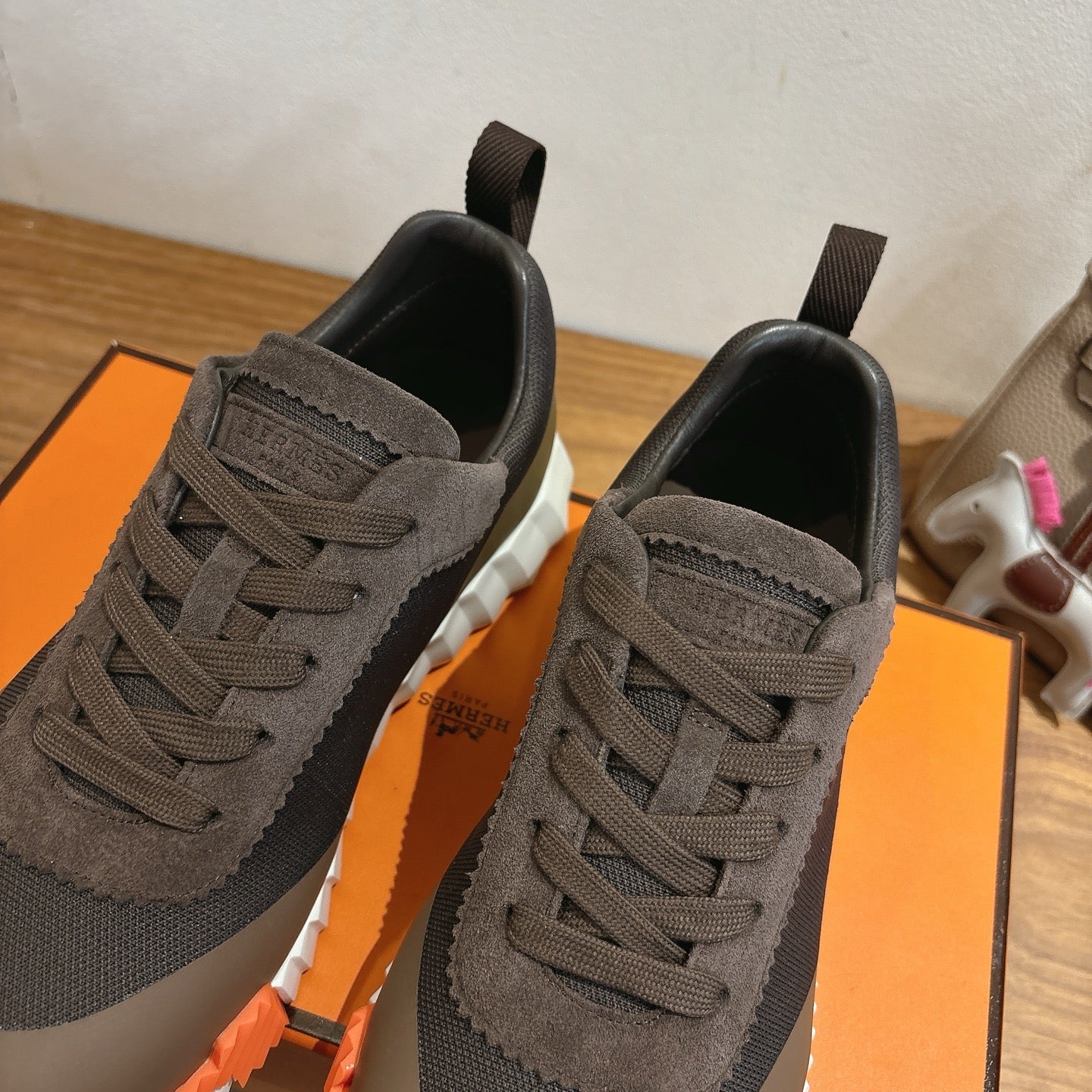 Designer Sneakers Shoes – Sneakers Shoes, Lifestyle Running Shoes, Latest Sneaker