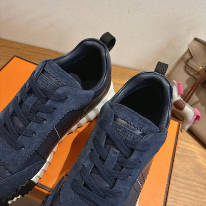 Designer Sneakers Shoes – Sneakers Shoes, Lifestyle Running Shoes, Latest Sneaker
