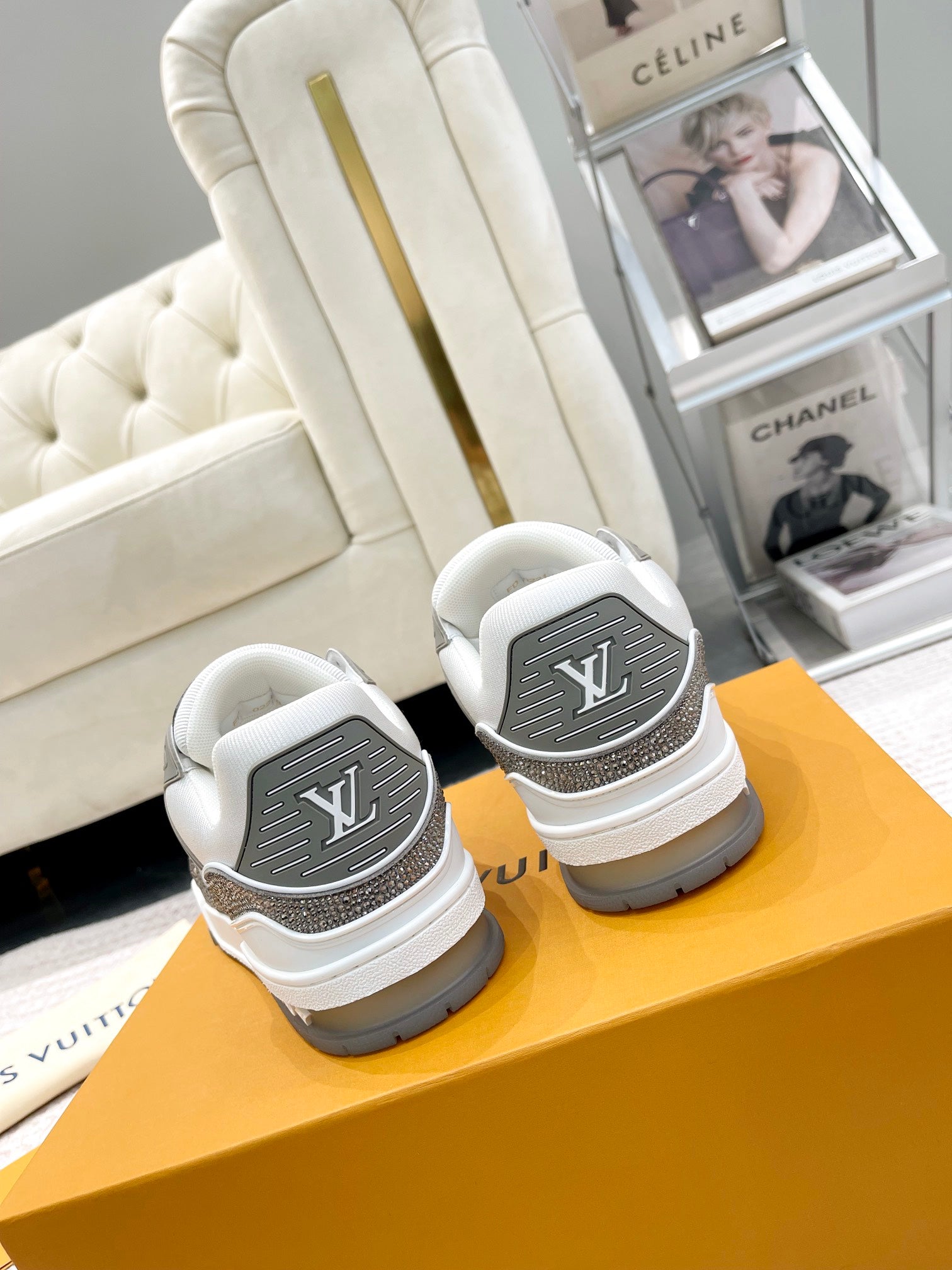 Louis Vuitton LV Trainer Sneakers for Men and Women – Premium Leather Designer Shoes