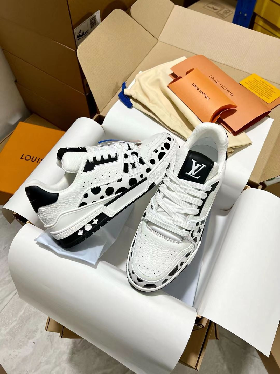 Designer Sneakers – Mens Shoes, Sneakers, Shoes for Mens and womens